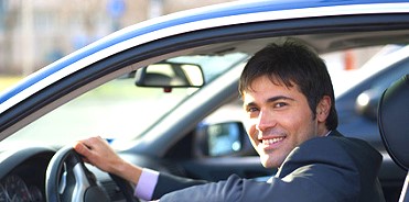 glücklicher Autofahrer